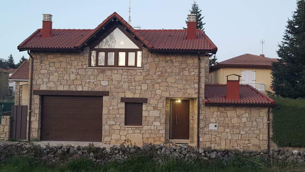 El Cordel De Gredos Vendégház Navarredonda de Gredos Kültér fotó